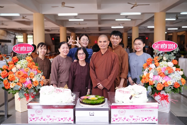 Vegan Buffet Party for gratitude on the year-end occasion 2024.