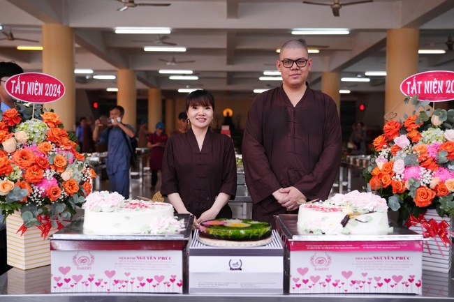 Vegan Buffet Party for gratitude on the year-end occasion 2024.