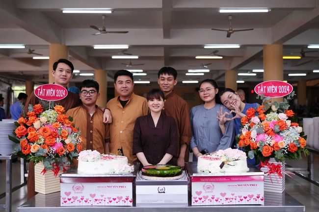 Vegan Buffet Party for gratitude on the year-end occasion 2024.