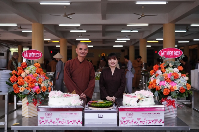 Vegan Buffet Party for gratitude on the year-end occasion 2024.