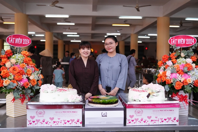 Vegan Buffet Party for gratitude on the year-end occasion 2024.