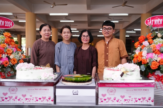 Vegan Buffet Party for gratitude on the year-end occasion 2024.