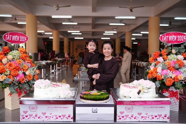 Vegan Buffet Party for gratitude on the year-end occasion 2024.