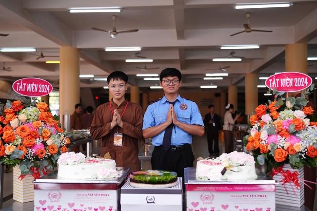Vegan Buffet Party for gratitude on the year-end occasion 2024.