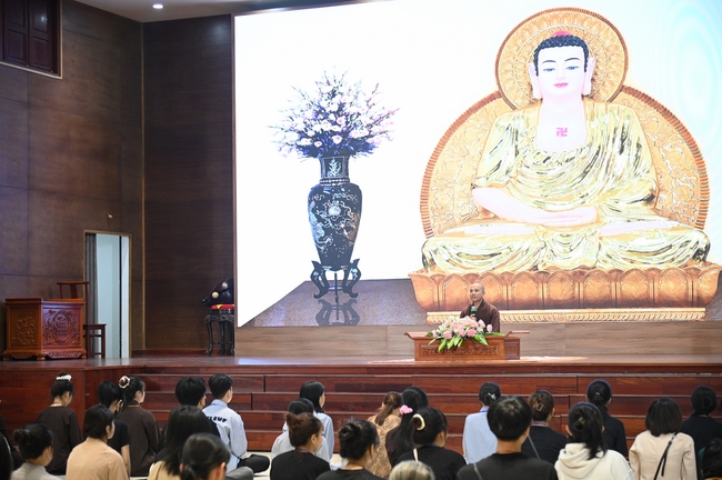 Vegan Buffet Party for gratitude on the year-end occasion 2024.