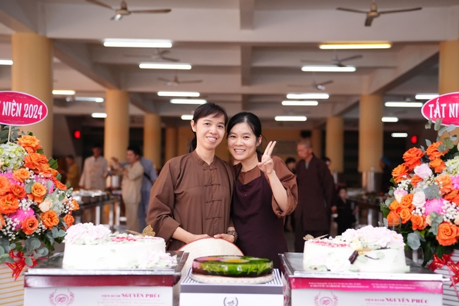 Vegan Buffet Party for gratitude on the year-end occasion 2024.