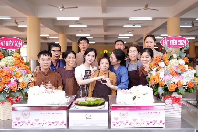 Vegan Buffet Party for gratitude on the year-end occasion 2024.