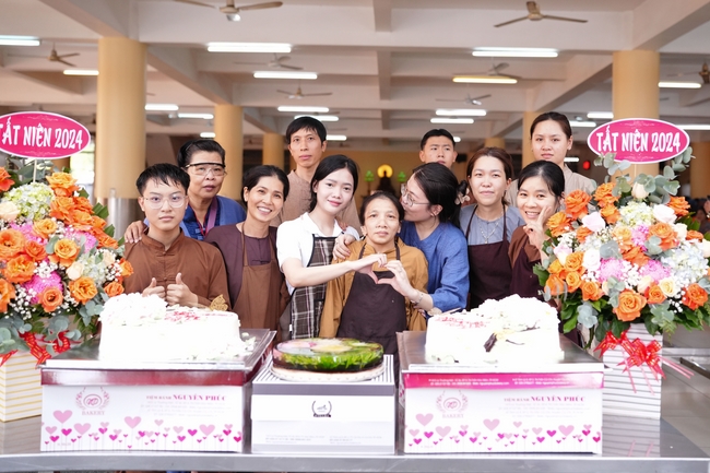 Vegan Buffet Party for gratitude on the year-end occasion 2024.