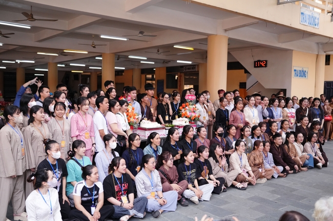 Vegan Buffet Party for gratitude on the year-end occasion 2024.