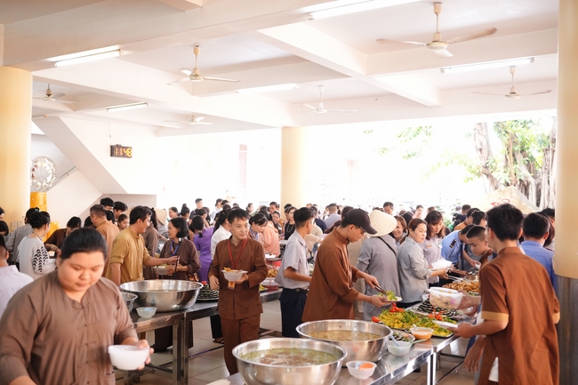 Vegan Buffet Party for gratitude on the year-end occasion 2024.