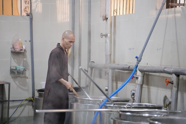 Vegan Buffet Party for gratitude on the year-end occasion 2024.