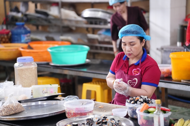 Vegan Buffet Party for gratitude on the year-end occasion 2024.