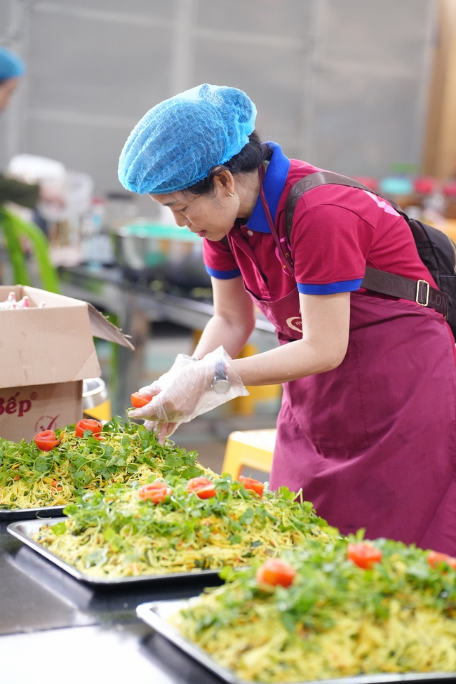 Vegan Buffet Party for gratitude on the year-end occasion 2024.