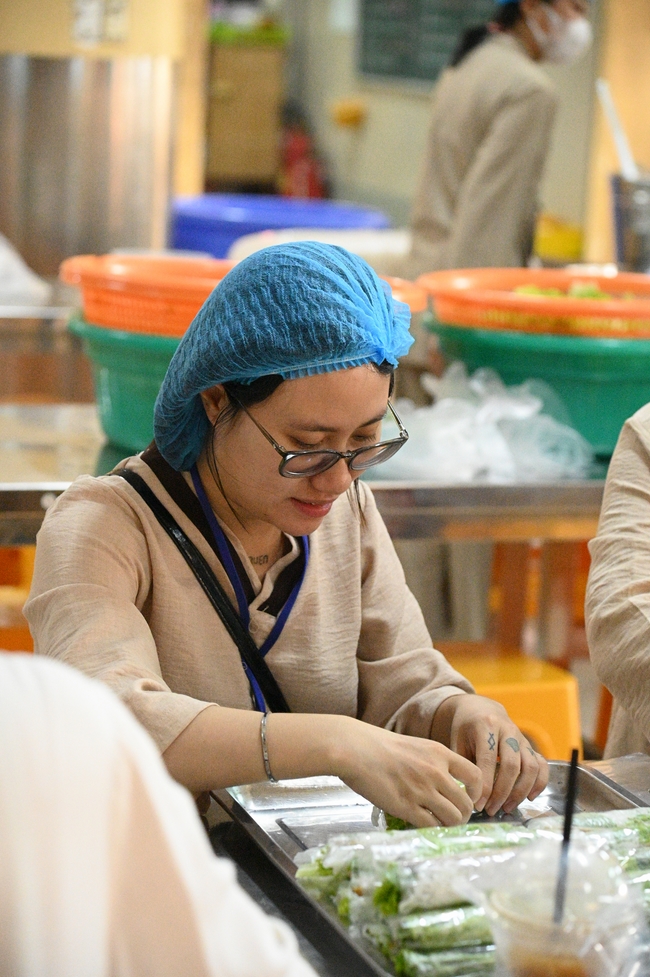 Vegan Buffet Party for gratitude on the year-end occasion 2024.