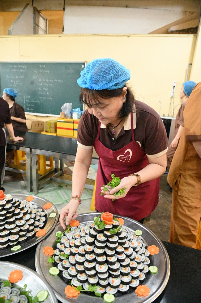 Vegan Buffet Party for gratitude on the year-end occasion 2024.