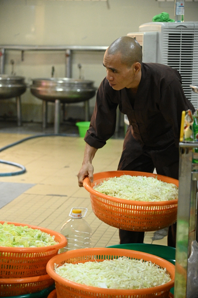 Vegan Buffet Party for gratitude on the year-end occasion 2024.