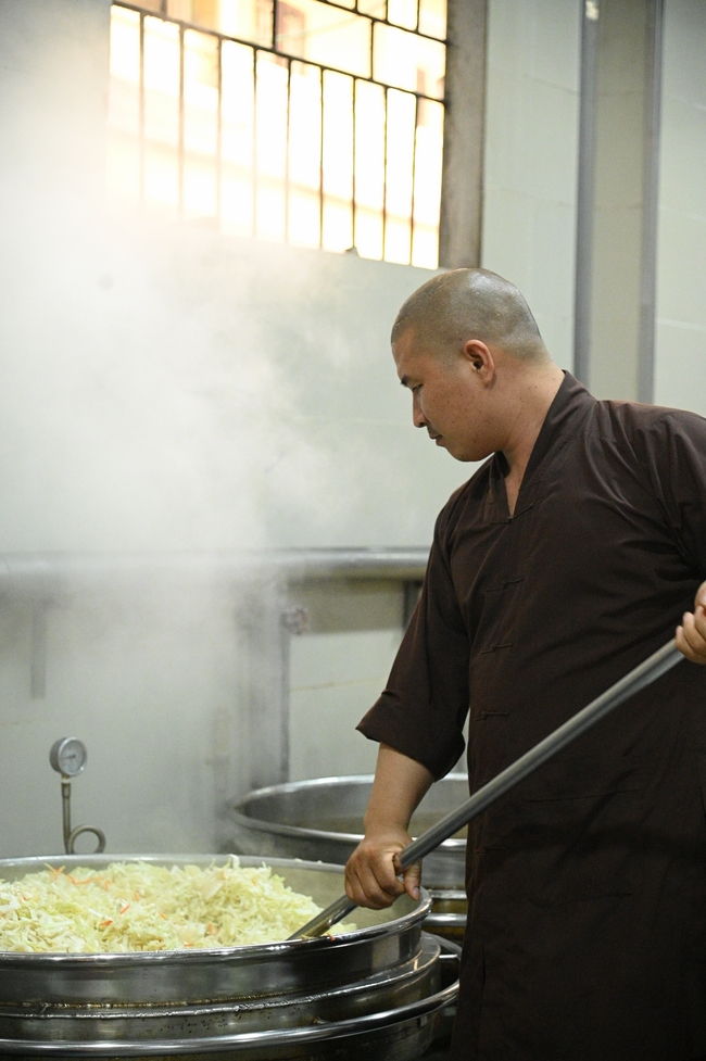 Vegan Buffet Party for gratitude on the year-end occasion 2024.