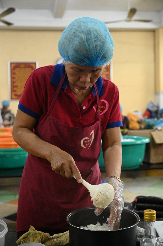 Vegan Buffet Party for gratitude on the year-end occasion 2024.