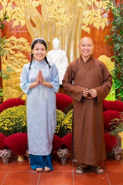 Khai bút chương trình TẶNG CHỮ “THƯ PHÁP VIỆT” mừng xuân Giáp Thìn