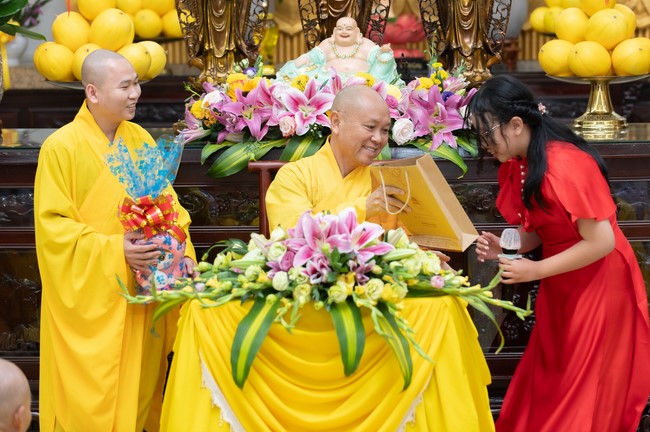 Đêm giao thừa chào đón năm Giáp Thìn