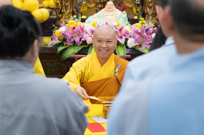 Đêm giao thừa chào đón năm Giáp Thìn