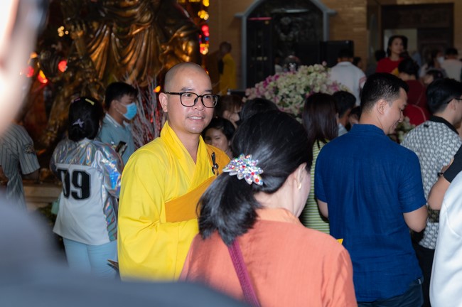 Đêm giao thừa chào đón năm Giáp Thìn