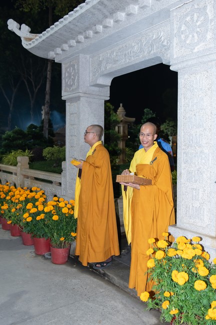 Đêm giao thừa chào đón năm Giáp Thìn