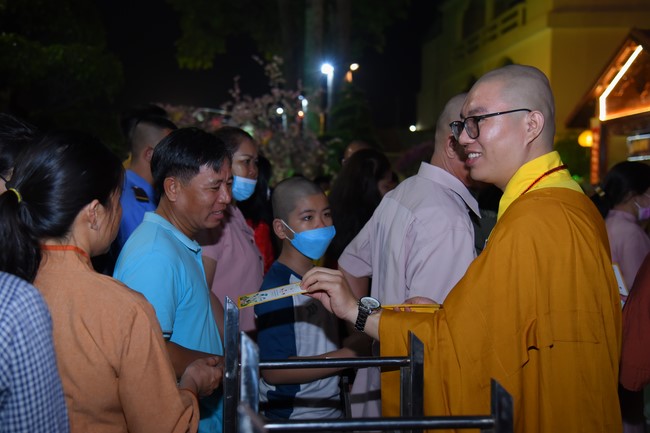 Đêm giao thừa chào đón năm Giáp Thìn