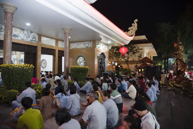 Đêm giao thừa chào đón năm Giáp Thìn