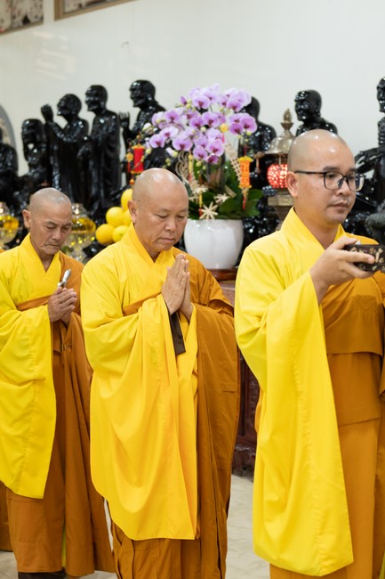 Đêm giao thừa chào đón năm Giáp Thìn