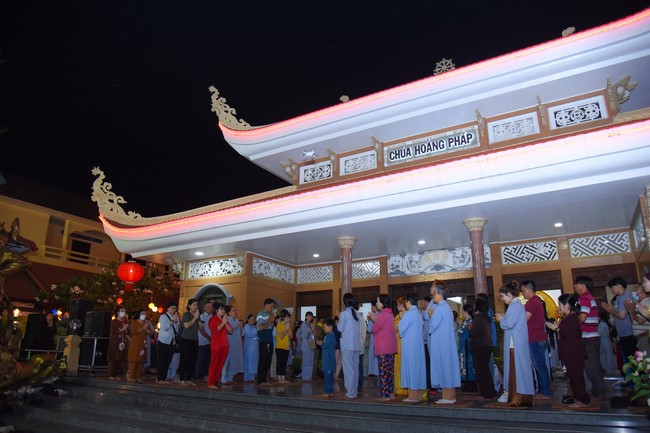 Đêm giao thừa chào đón năm Giáp Thìn