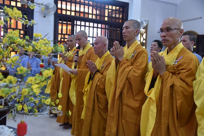 Hành hương thập tự đầu xuân Giáp Thìn