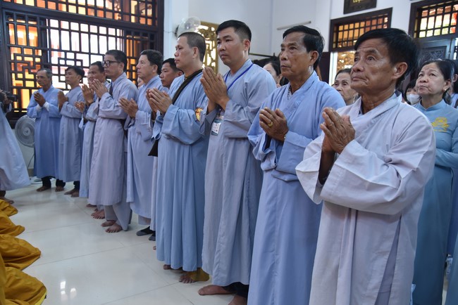 Hành hương thập tự đầu xuân Giáp Thìn