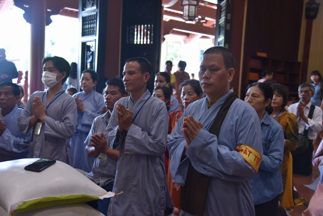 Hành hương thập tự đầu xuân Giáp Thìn