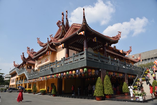 Hành hương thập tự đầu xuân Giáp Thìn