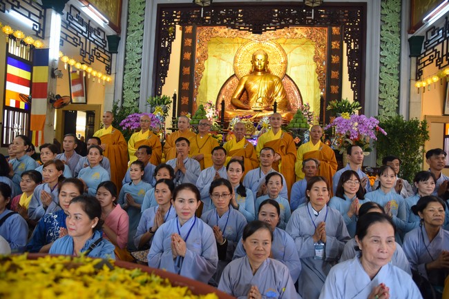 Hành hương thập tự đầu xuân Giáp Thìn