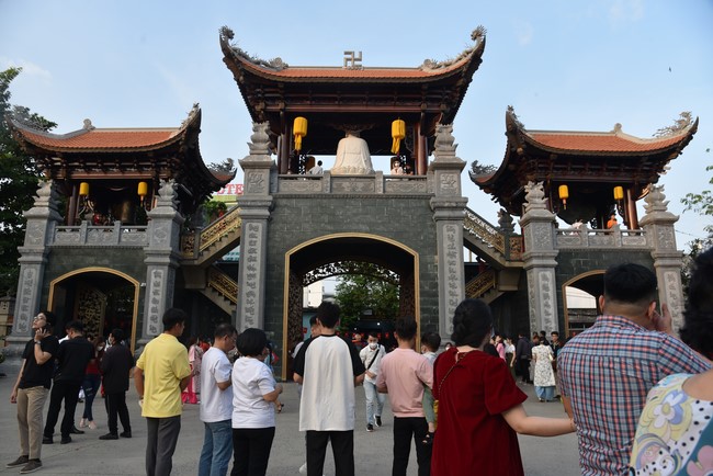 Hành hương thập tự đầu xuân Giáp Thìn