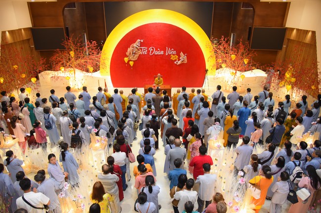 Hành hương thập tự đầu xuân Giáp Thìn