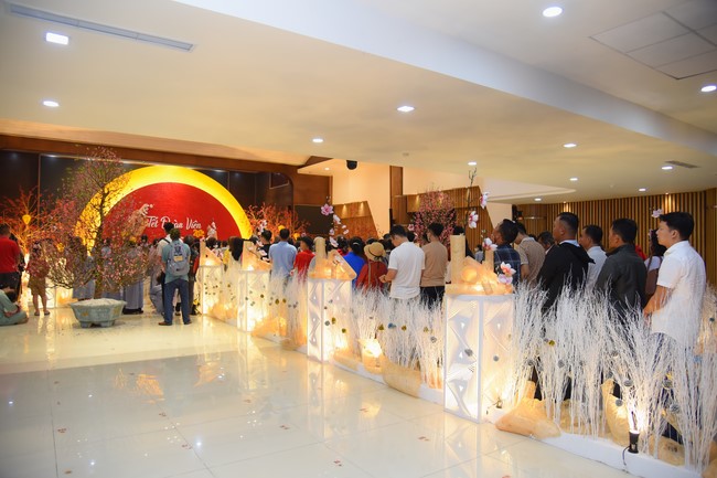 Hành hương thập tự đầu xuân Giáp Thìn