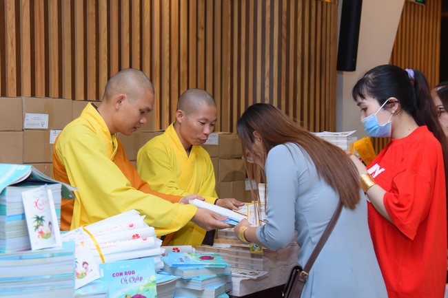 Hành hương thập tự đầu xuân Giáp Thìn