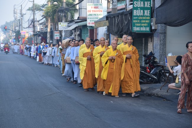 Hành hương thập tự đầu xuân Giáp Thìn