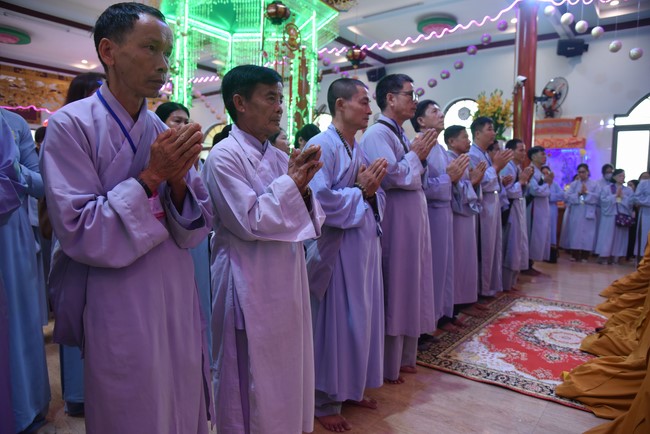 Hành hương thập tự đầu xuân Giáp Thìn