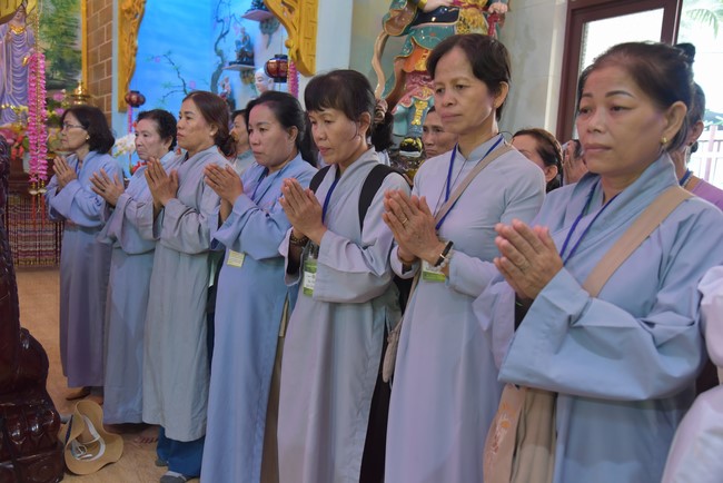 Hành hương thập tự đầu xuân Giáp Thìn