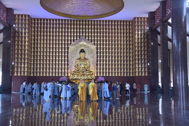 Hành hương thập tự đầu xuân Giáp Thìn