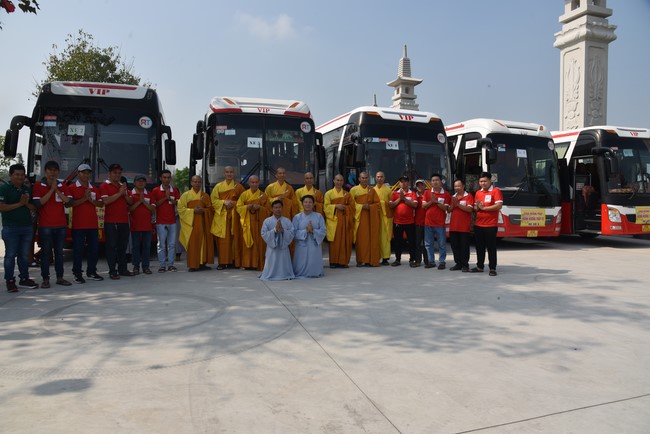 Hành hương thập tự đầu xuân Giáp Thìn