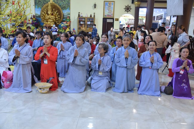 Hành hương thập tự đầu xuân Giáp Thìn