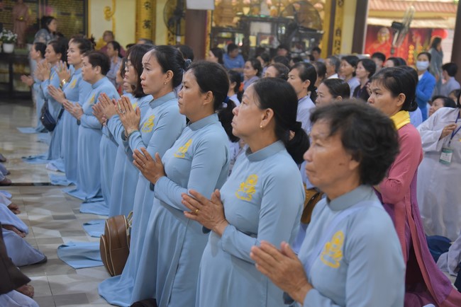 Hành hương thập tự đầu xuân Giáp Thìn