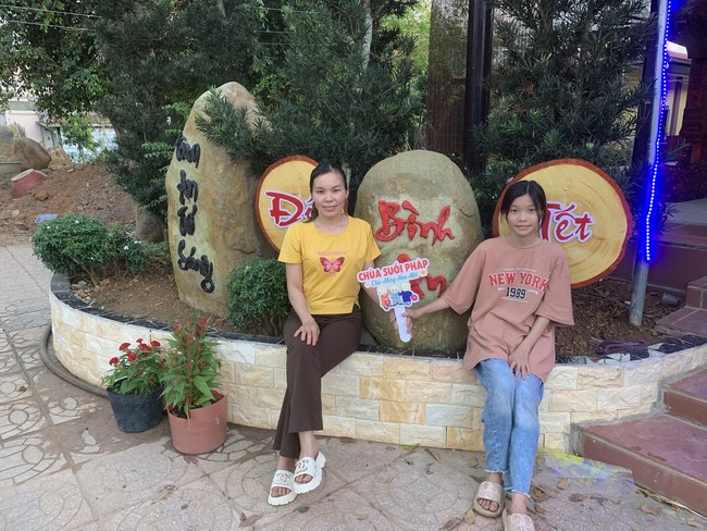 Chùa Suối Pháp – Tây Ninh: Chùm ảnh “Đón giao thừa và nhận Lộc lì xì đầu năm mới”