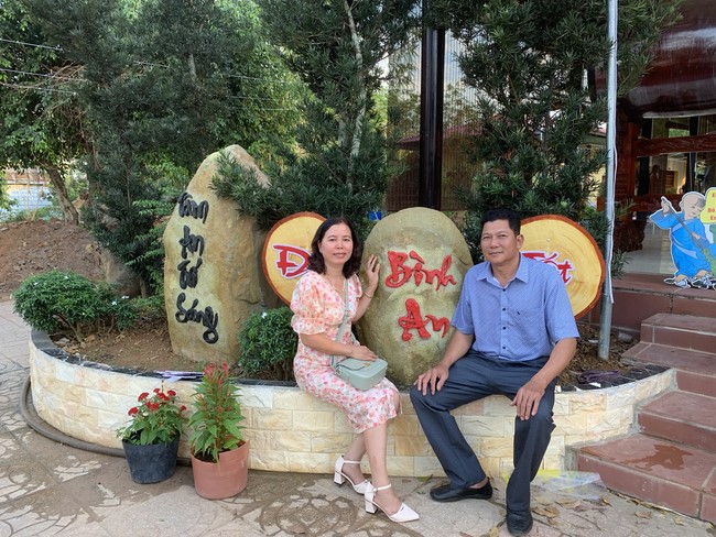 Chùa Suối Pháp – Tây Ninh: Chùm ảnh “Đón giao thừa và nhận Lộc lì xì đầu năm mới”