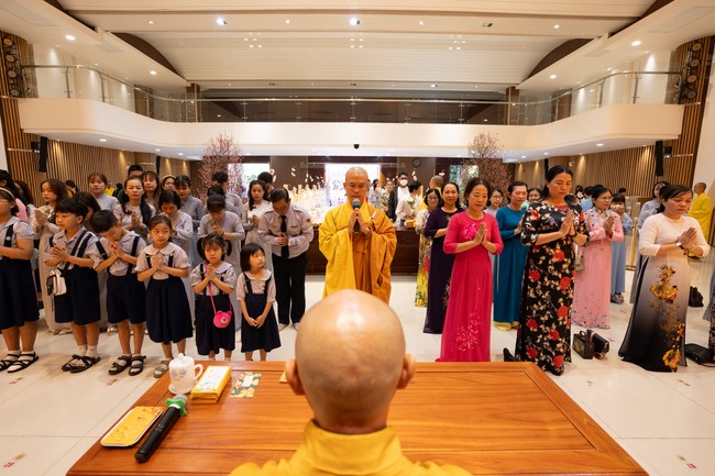 Series of photos on the 3rd day of Lunar New Year